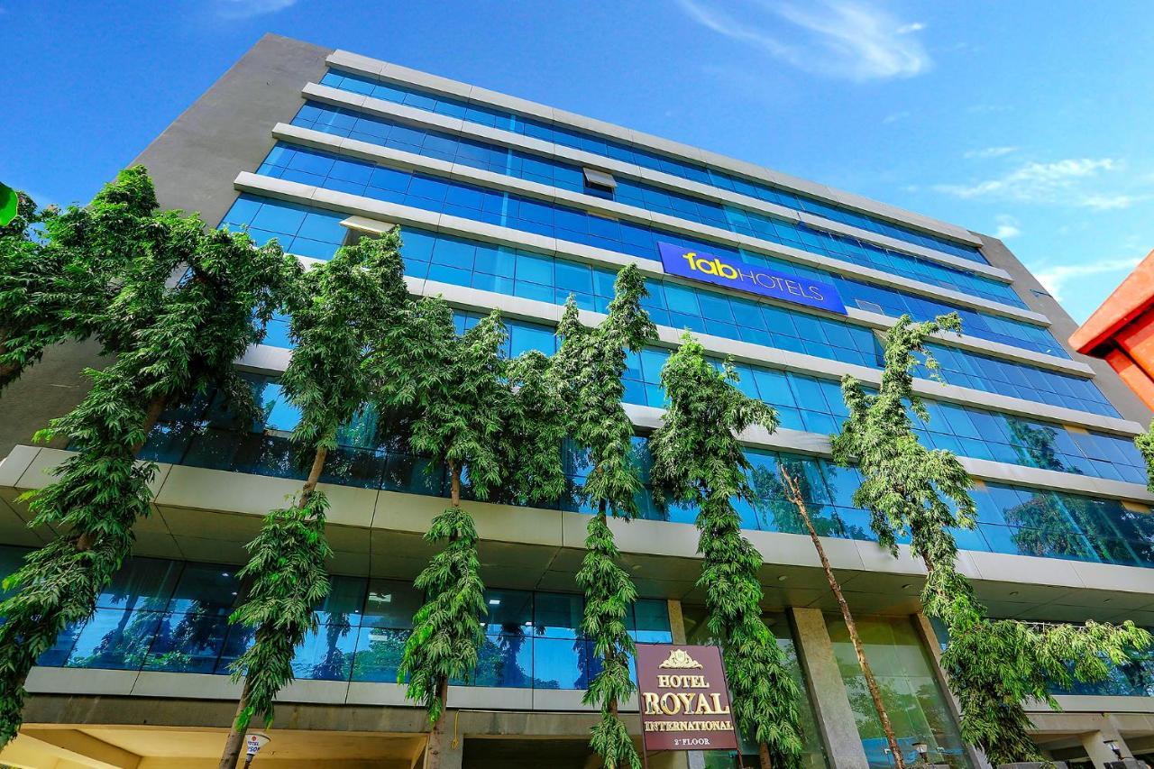 Fabhotel Royal International Мумбаї Екстер'єр фото