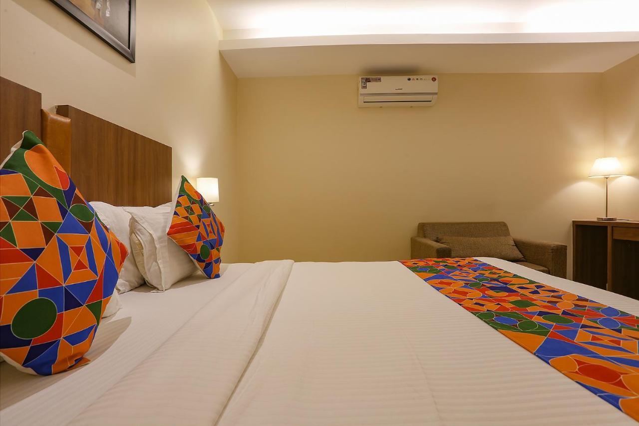 Fabhotel Royal International Мумбаї Екстер'єр фото
