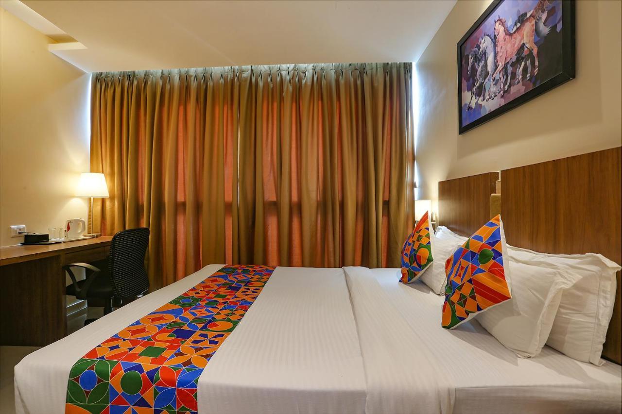 Fabhotel Royal International Мумбаї Екстер'єр фото